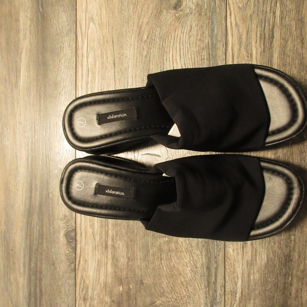 Vintage Xhilaration Wedge Sandals 7 Black Platform Slide 90s Y2K Chunky Grunge - Picture 2 of 11